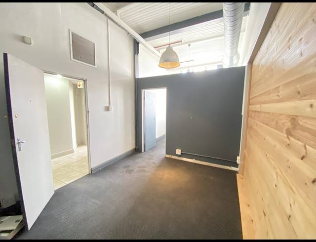 53M² OFFICE TO LET IN GARDENS